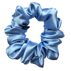 Saténová scrunchie medium – Light Blue