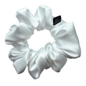 Saténová scrunchie medium – White
